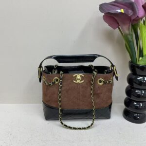 תיק צד שאנל