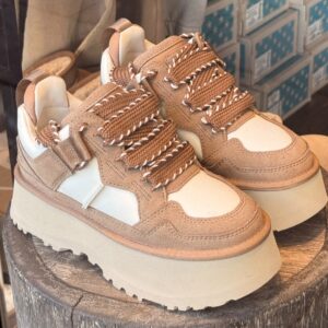 נעלי פלטפורמה UGG