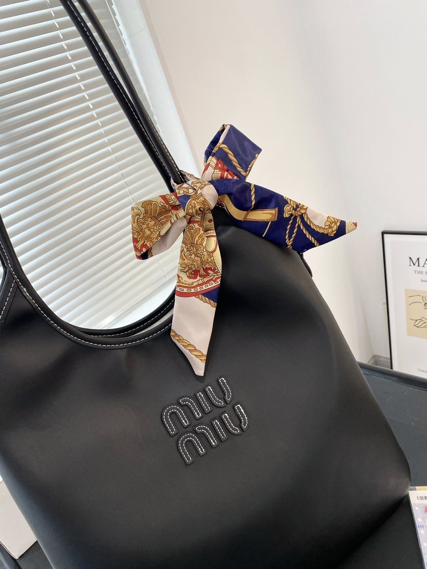 תיק כתף מיו מיו – תמונה 22