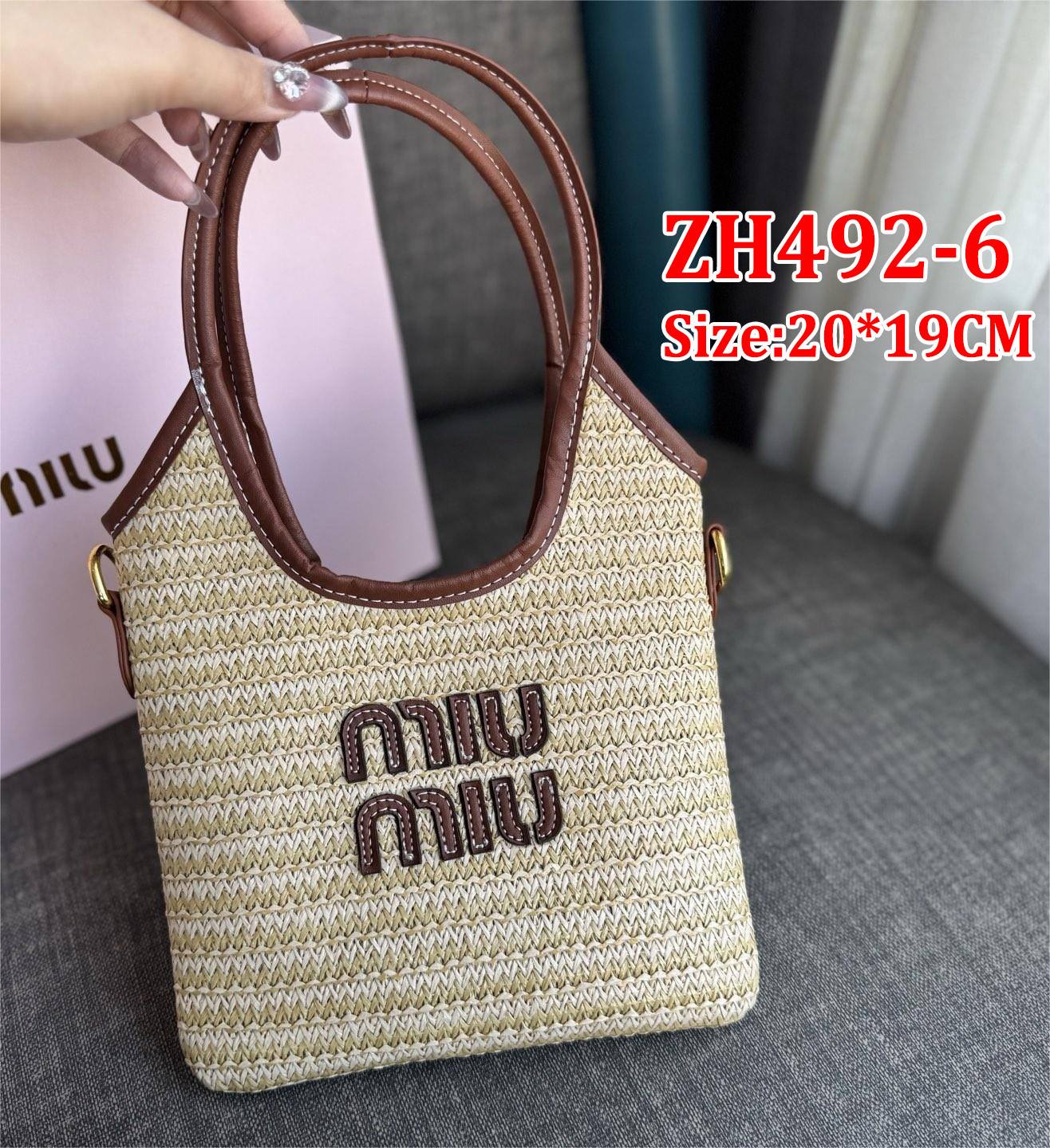 תיק כתף מיו מיו – תמונה 9