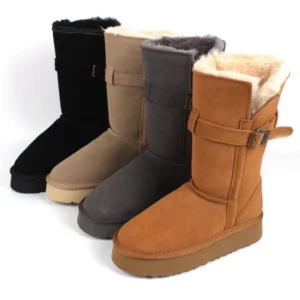 מגפיים גבוהות UGG