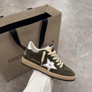 סניקרס גולדן גוסט