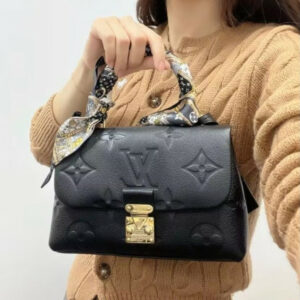 תיק יד לואי ויטון