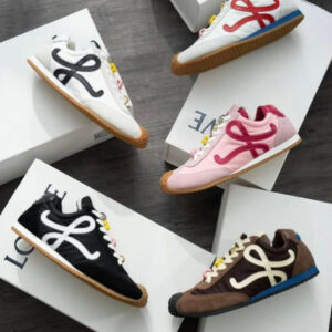 סניקרס loewe לילדים