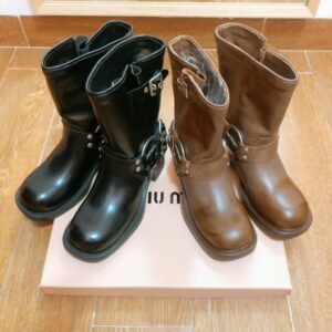 מגפיים מיו מיו