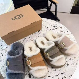 כפכפים UGG