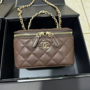 תיק צד שאנל