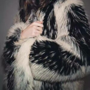 מעיל קצר דמוי פרווה