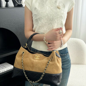 תיק צד שאנל