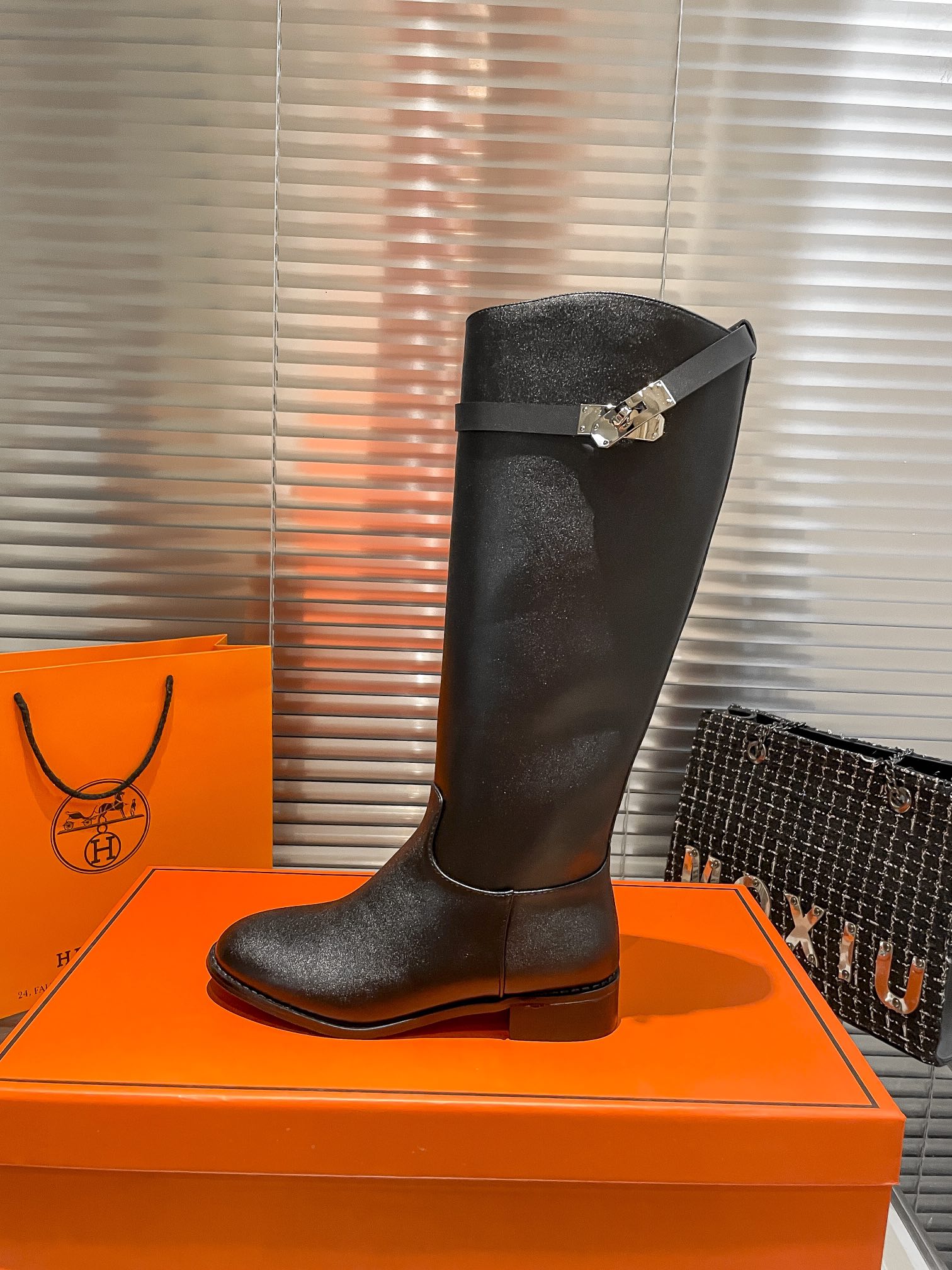 מגפיים הרמס – תמונה 6