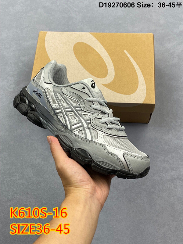 נעלי אסיקס – תמונה 17