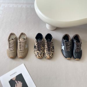 סניקרס גולדן גוסט