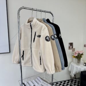 מעילים נורת פייס