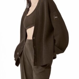 קרדיגן אלו יוגה