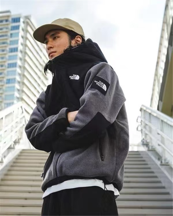 מעיל נורת פייס