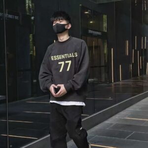 סווטשירט Essentials