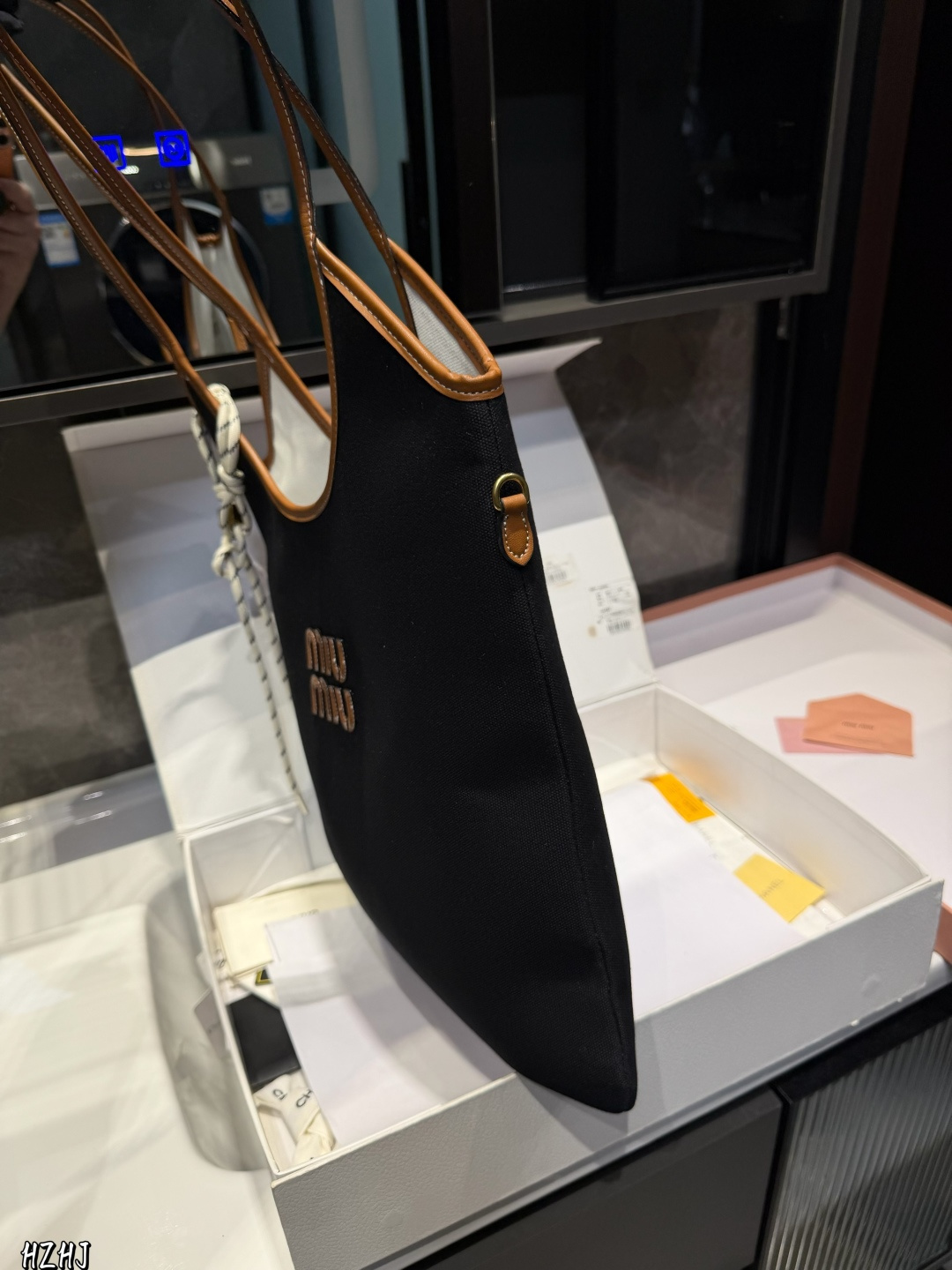 תיק שק מיו מיו – תמונה 9