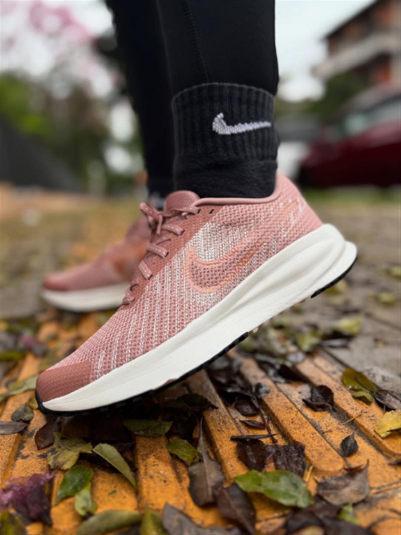 נייק ריאקט – תמונה 14