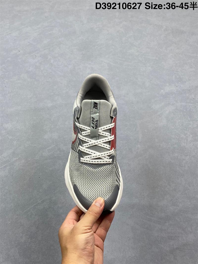 נייק ריאקט – תמונה 20