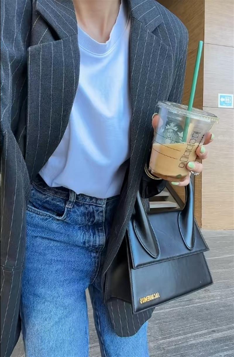 תיק ג'קמוס – תמונה 14