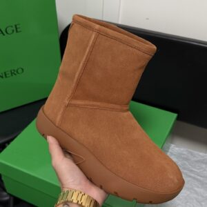 מגפיים בוטגה