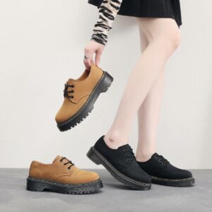 מוקסין מרטינס