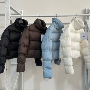 מעיל פוך אלו יוגה