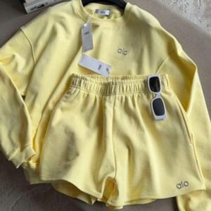 חליפת פנאי אלו יוגה