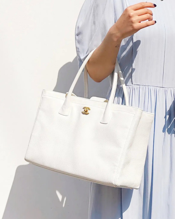 תיק צד גדול שאנל – תמונה 13