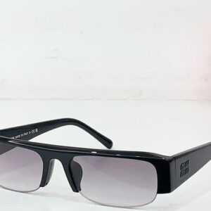 משקפי שמש ומסגרות ראיה מיו מיו