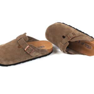 כפכפים בירקנשטוק בוסטון