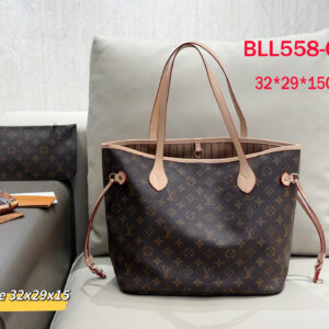 תיק צד לואי ויטון