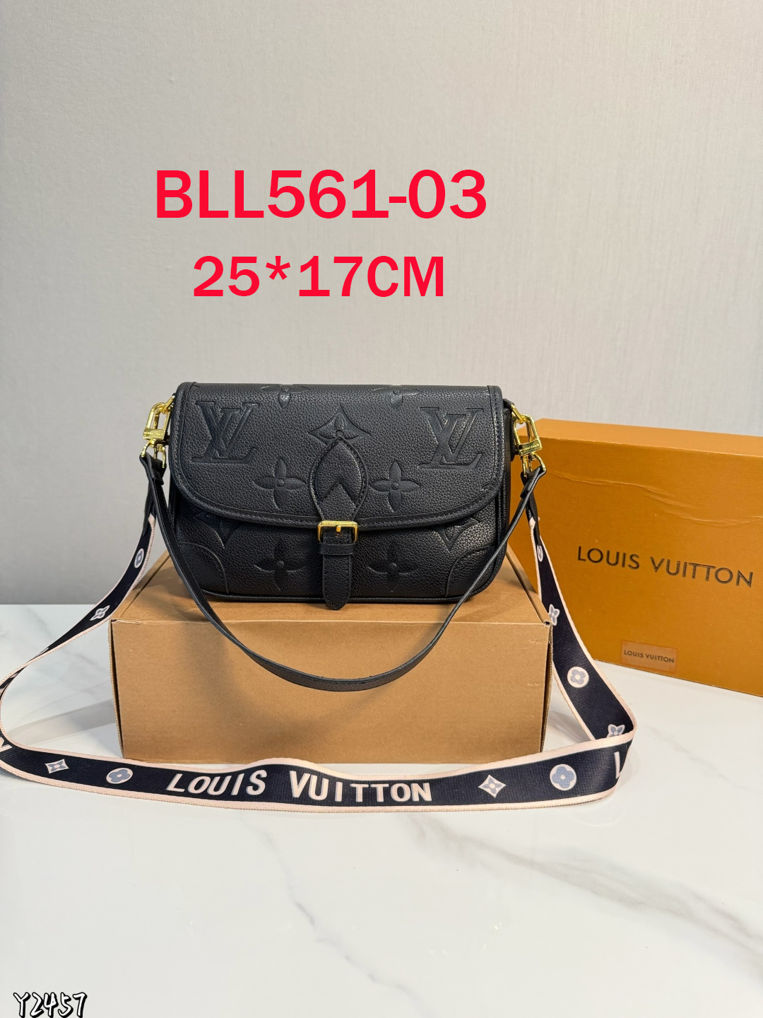 תיק צד לואי ויטון – תמונה 6