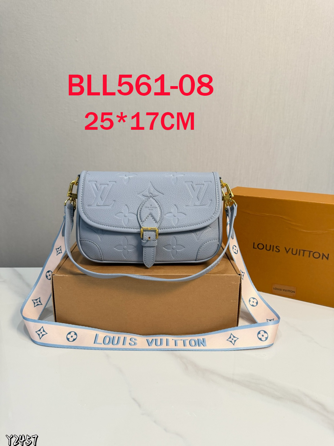 תיק צד לואי ויטון – תמונה 11