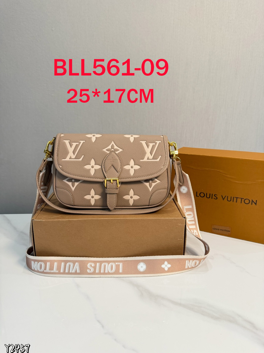 תיק צד לואי ויטון – תמונה 3