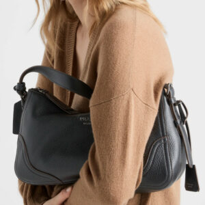 תיק יד פרדה