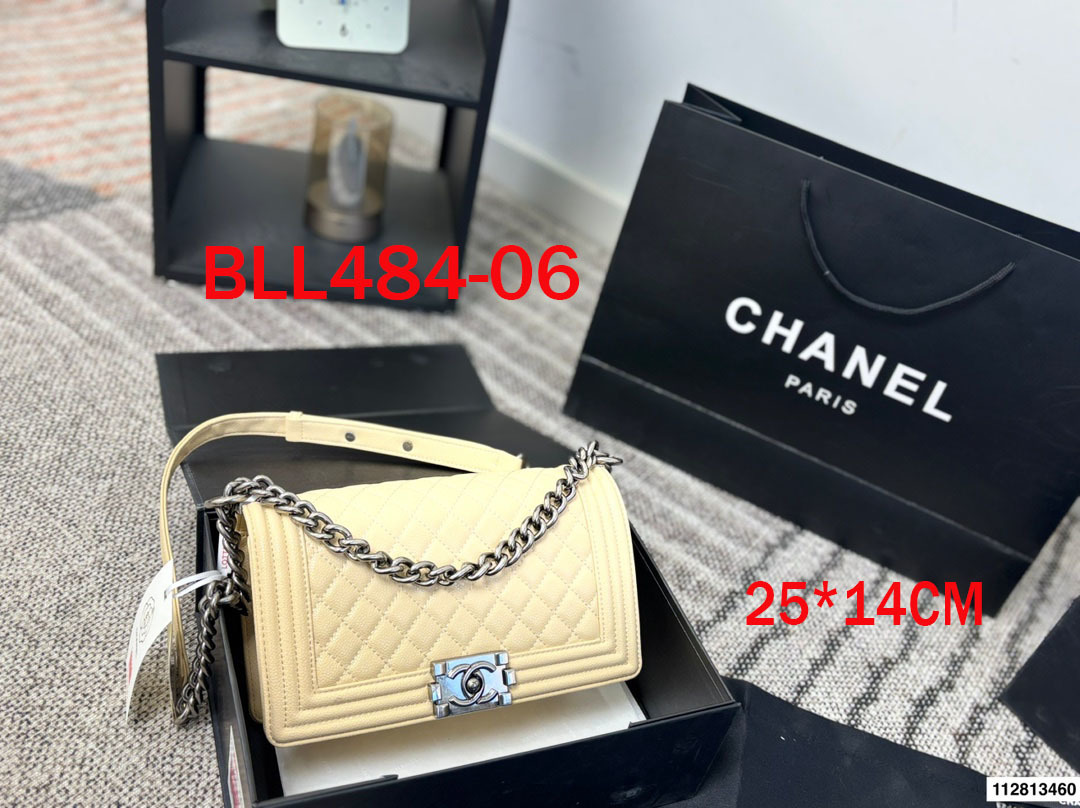 תיק צד שאנל – תמונה 8