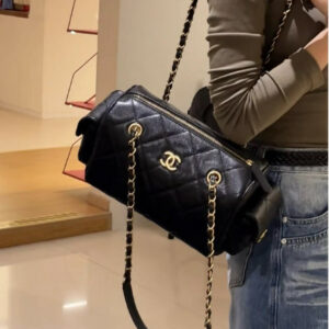 תיק כתף שאנל עם תפירת קווילט