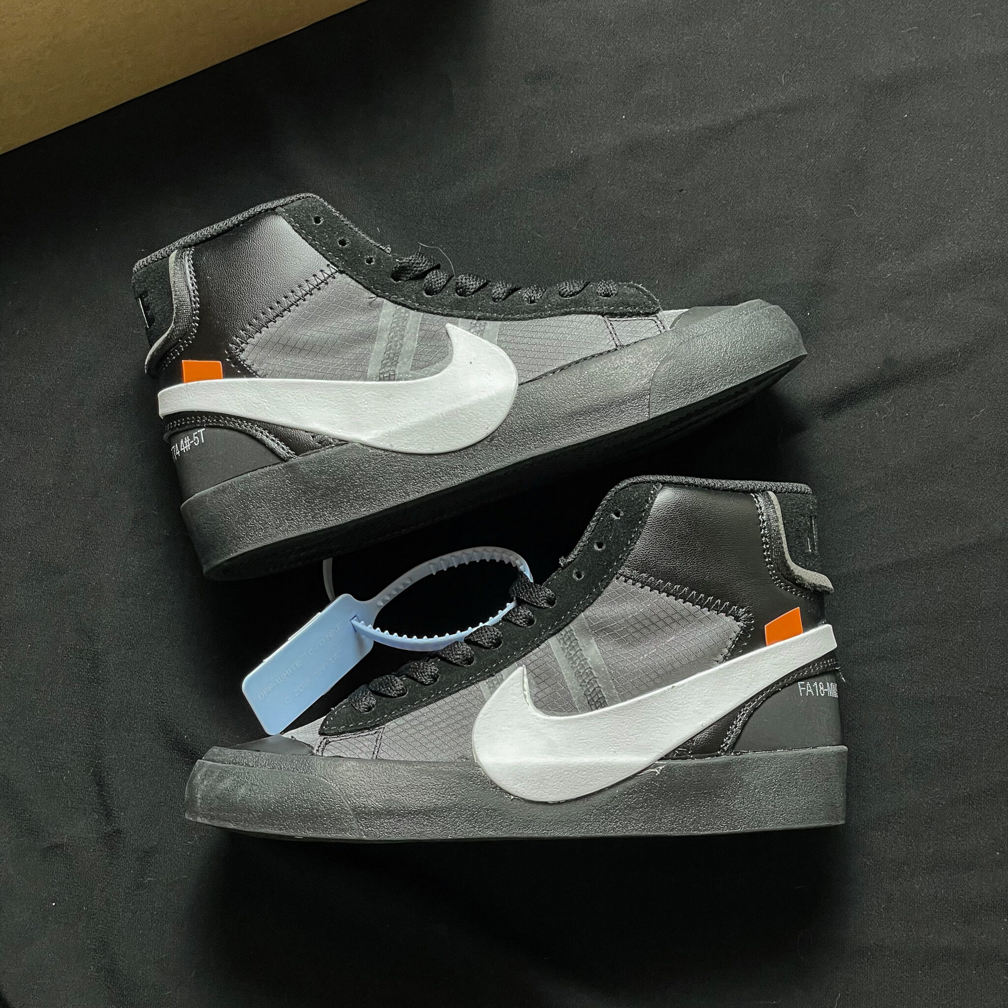 נייק בלייזר שתפ אוף וויט – תמונה 7