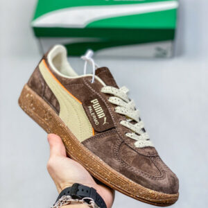 סניקרס פומה