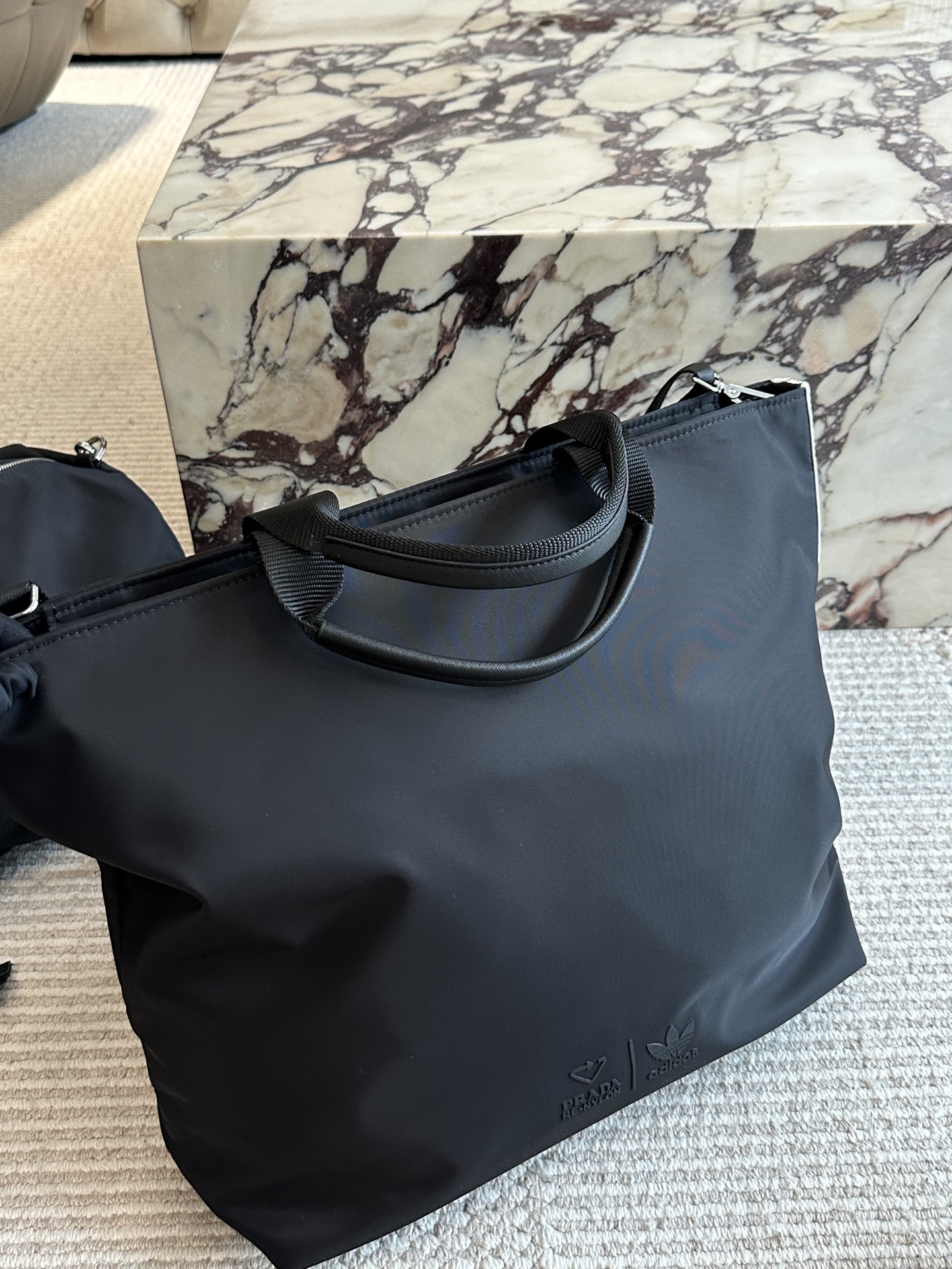 תיק צד גדול פרדה – תמונה 8