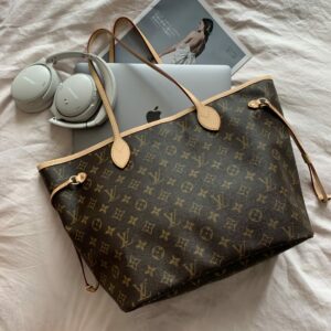 תיק צד לואי ויטון