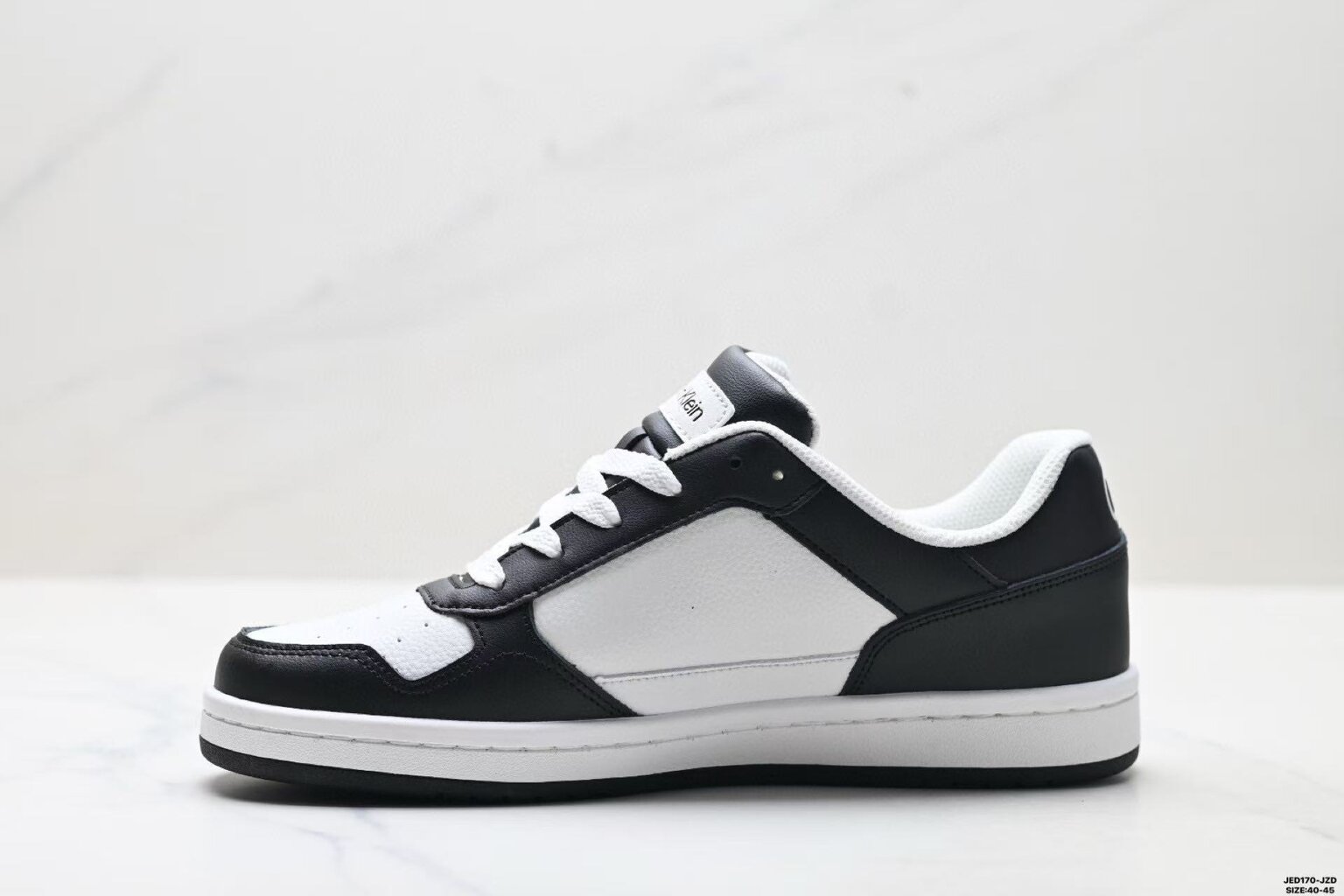 סניקרס קלווין קליין – תמונה 12