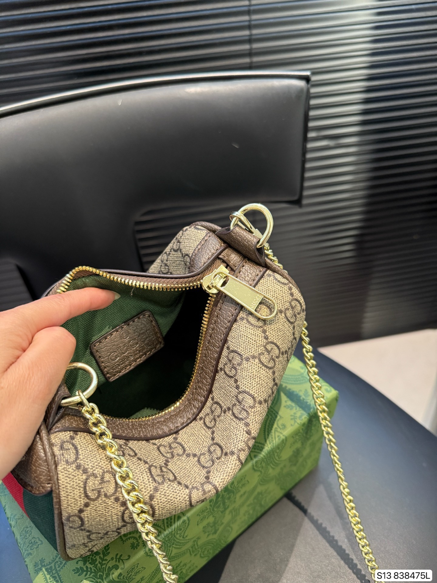 תיק מיני אופידיה גוצי – תמונה 8