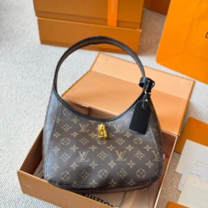 תיק לואי ויטון