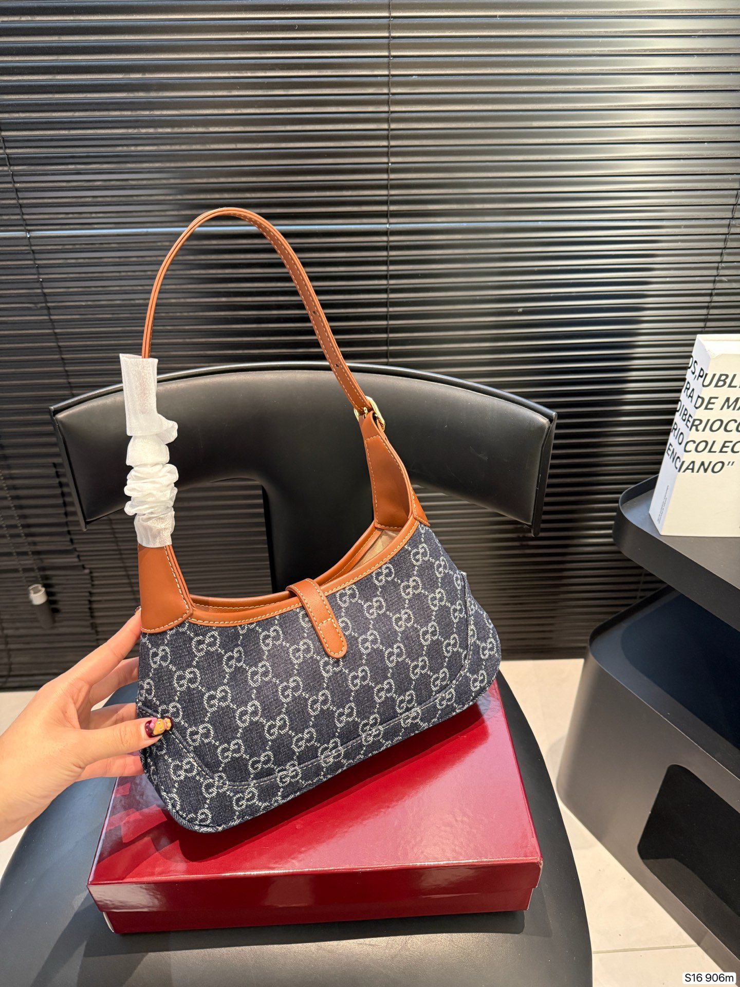 תיק כתף גוצי – תמונה 11