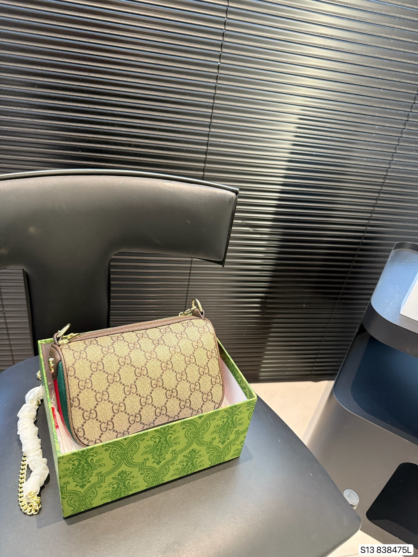 תיק מיני אופידיה גוצי – תמונה 9