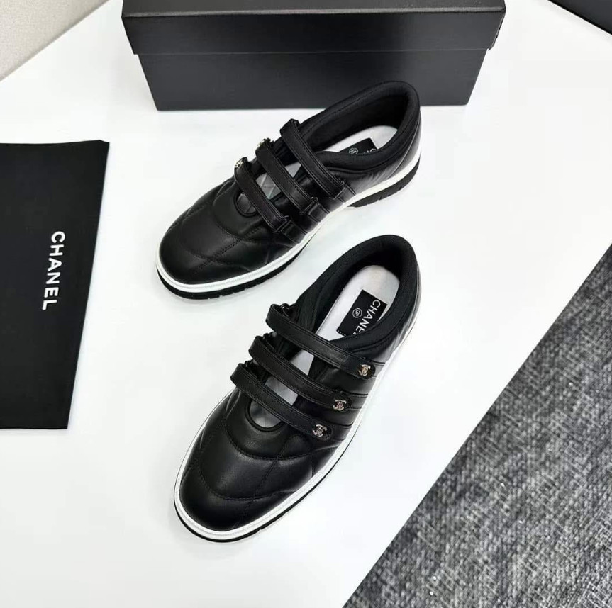 סניקרס שאנל – תמונה 6