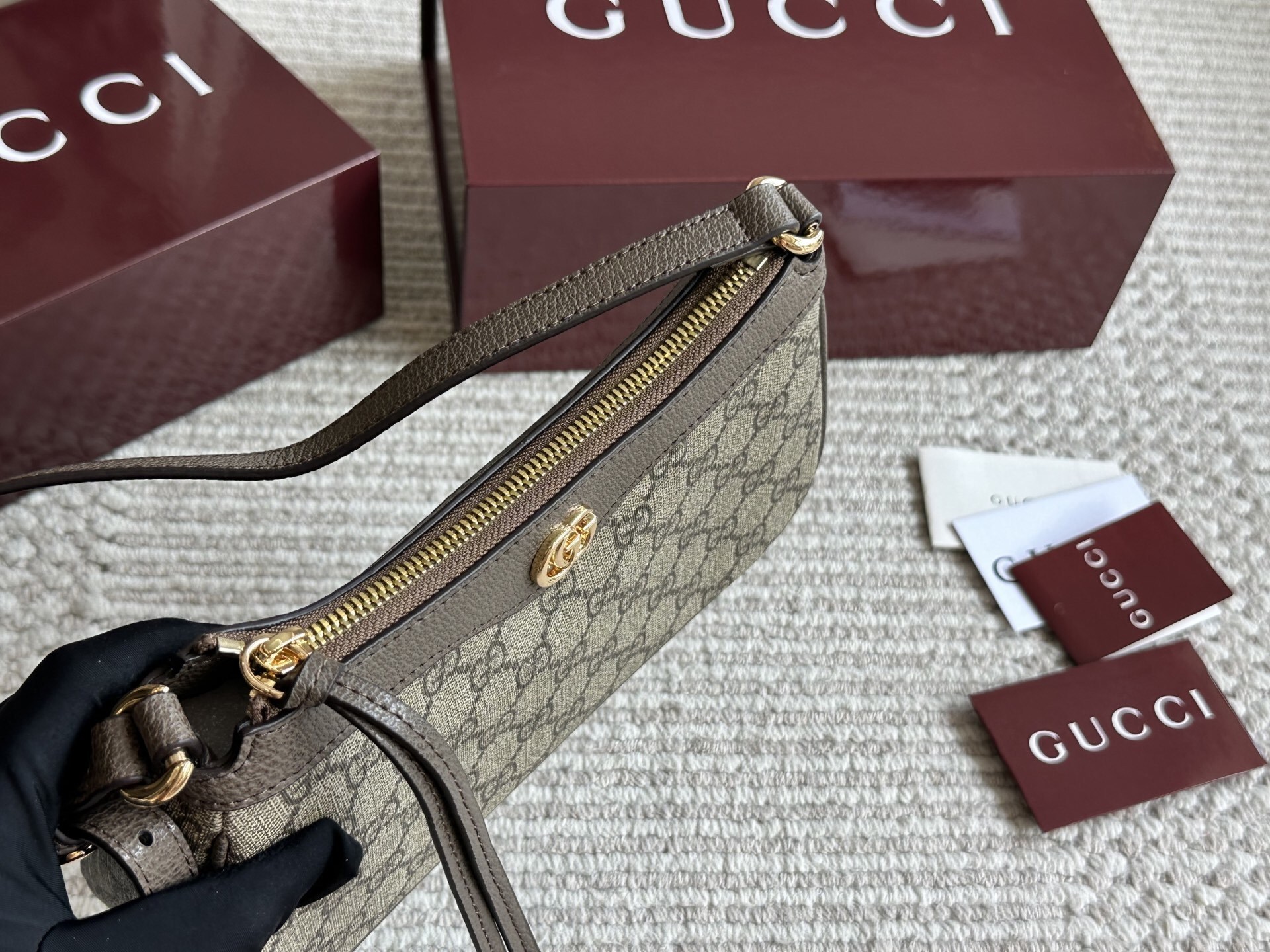 תיק כתף גוצי – תמונה 7