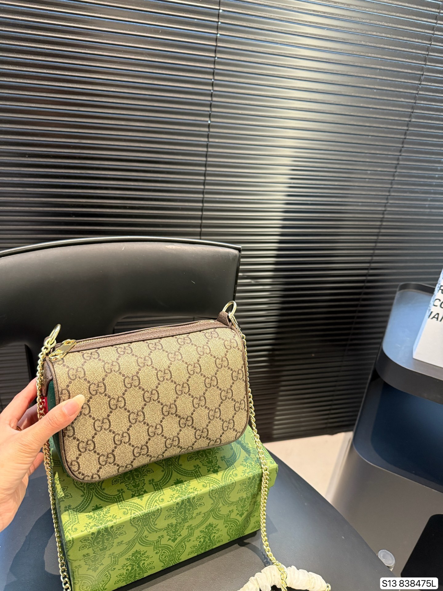 תיק מיני אופידיה גוצי – תמונה 6